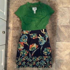 Adorable dress for work or lunch with friends.